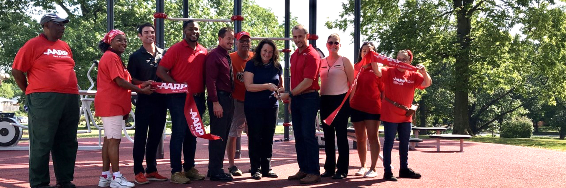 comer_cox_fitcourt_ribbon_cutting_with_blue_cross_blue_shield_and_mayors_office_park_board_park_staff