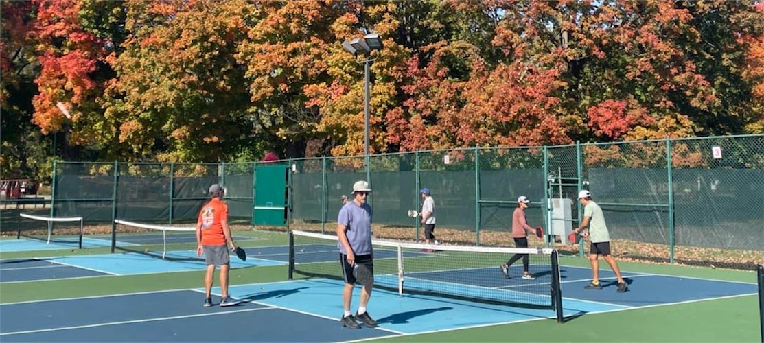 pickle_ball_courts_iles_park_banner.jpg