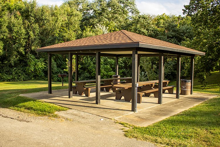 Dreamland Park Picnic Shelter